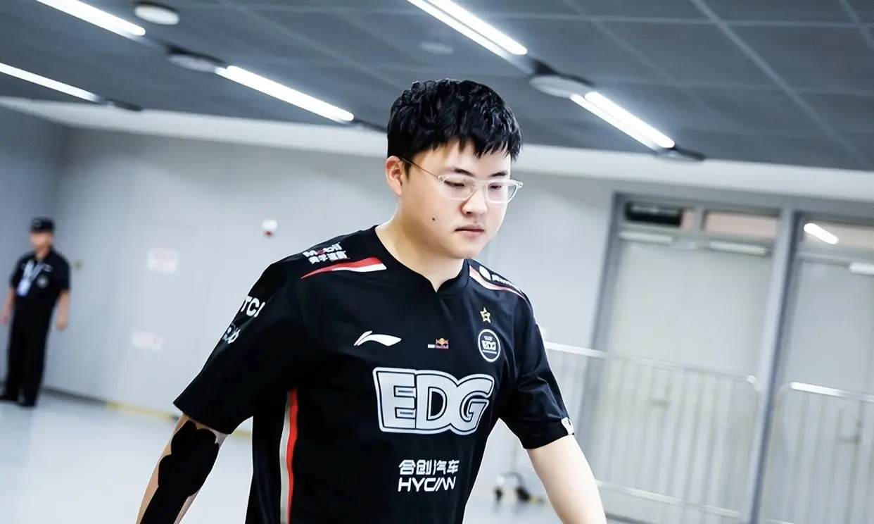 Uzi新星惊险取胜表现惊艳，巴塞罗那未来可期！